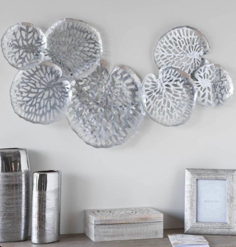 silver wall decor - La Joie